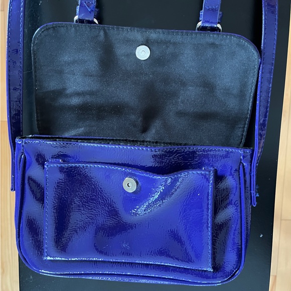 ✨2/$15✨ Kenneth Cole Reaction Blue Crossbody/Shoulder Bag - Picture 5 of 6